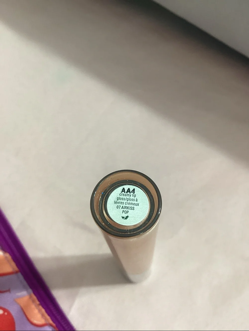 Clinique Peach Cream Lip Gloss – Lightweight Sheer Shine
